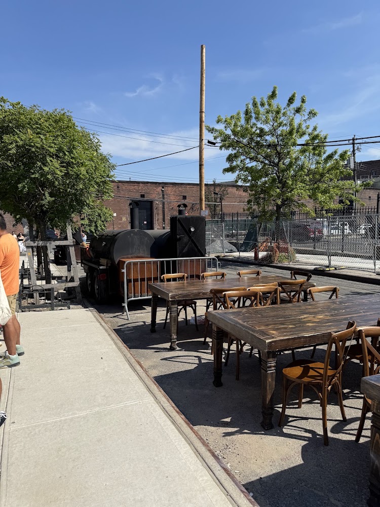 Hometown Bar-B-Que in Brooklyn, California