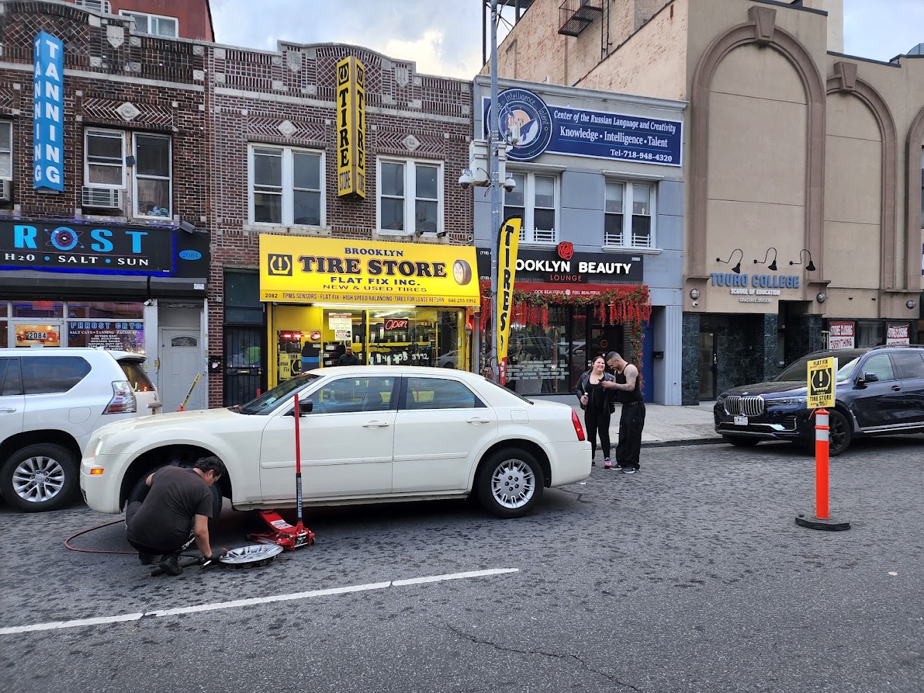 BROOKLYN TIRE SHOP. FLAT FIX. ROAD SERVICE . OPEN LATE 11:45PM in Brooklyn, California