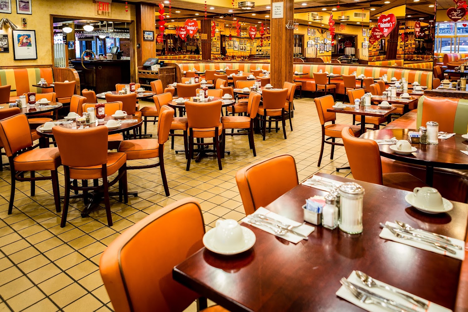 Junior's Restaurant & Bakery photo 1